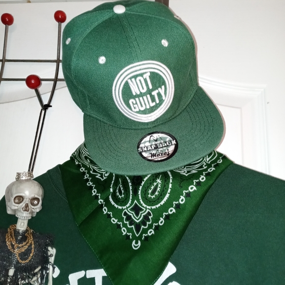 NWOT "NOT GUILTY" snapback Hat - Picture 9 of 9